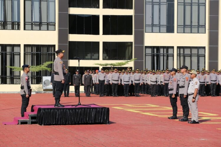 Momentum Hari Kesadaran Nasional, Polda Papua Berikan Penghargaan Satyalancana Pengabdian