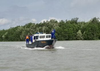 Hari Ketiga Operasi Gabungan, Pencarian 6 ABK KM Bintang Laut Terkendala Cuaca Buruk