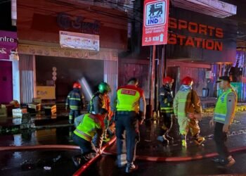 Polresta Cilacap Sigap Amankan Kebakaran Pusat Perbelanjaan, Evakuasi Warga Hingga Pengamanan Aset