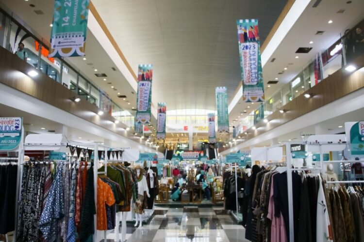 Ekonomi Bandung Tumbuh 5,3 Persen, Farhan Optimis Menuju 8 Persen