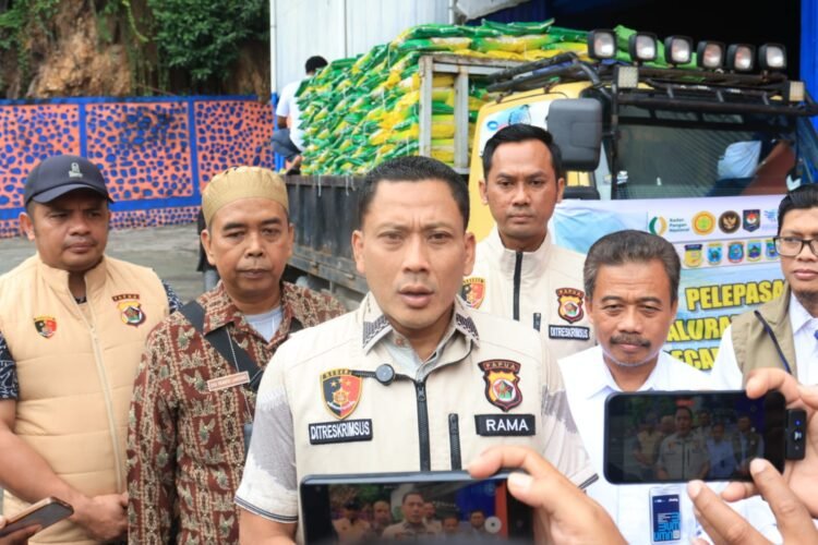 Satgas Pangan Polda Papua Lepas Distribusi 137 Ton Beras SPHP untuk Stabilkan Harga Jelang Idul Fitri