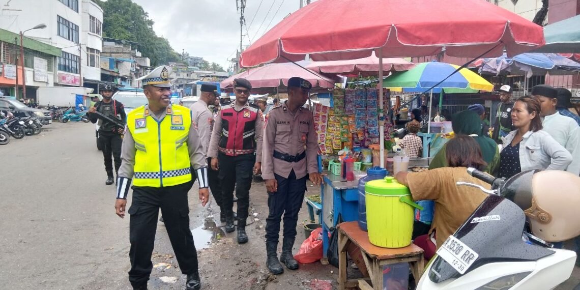 Polda Papua Gelar Apel Operasi Ketupat Cartenz 2026, Personel Ditekankan Layani Masyarakat Secara Humanis