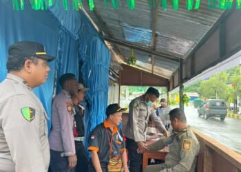 Jaga Stamina Personel, Subsatgas Dokkes Operasi Ketupat Cartenz 2026 Lakukan Pemeriksaan Kesehatan dan Bagikan Vitamin