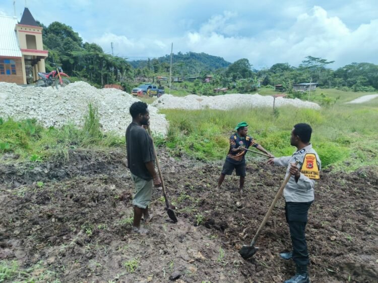 Bhabinkamtibmas Guwage Intensifkan DDS, Ajak Warga Jauhi Narkoba dan Perkuat Kamtibmas