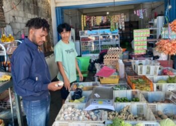 Satgas Pangan Polres Yahukimo Lakukan Pengecekan Harga Beras di Retail Modern dan Kios Dekai