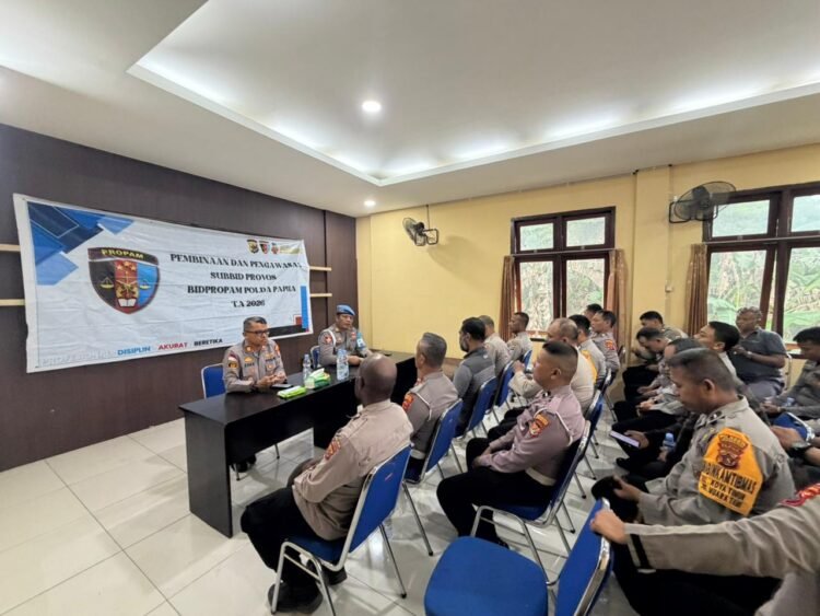 Bid Propam Polda Papua Gelar Gaktibplin di Polsek Muara Tami, Kedisiplinan Personel Jadi Fokus Utama