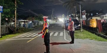 Satlantas Polres Sarmi Pastikan Ibadah Kamis Putih Berjalan Aman dan Lalu Lintas Terkendali