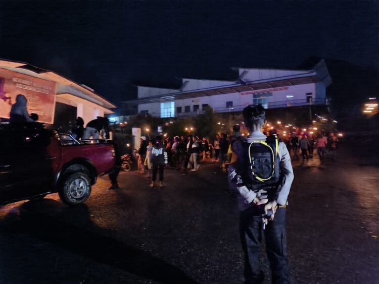 Pawai Obor Paskah 2026 di Tolikara Berlangsung Aman dan Khidmat, Perkuat Kebersamaan Umat