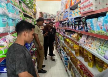 Sat Reskrim Polres Keerom Pastikan Harga Sembako Tetap Stabil
