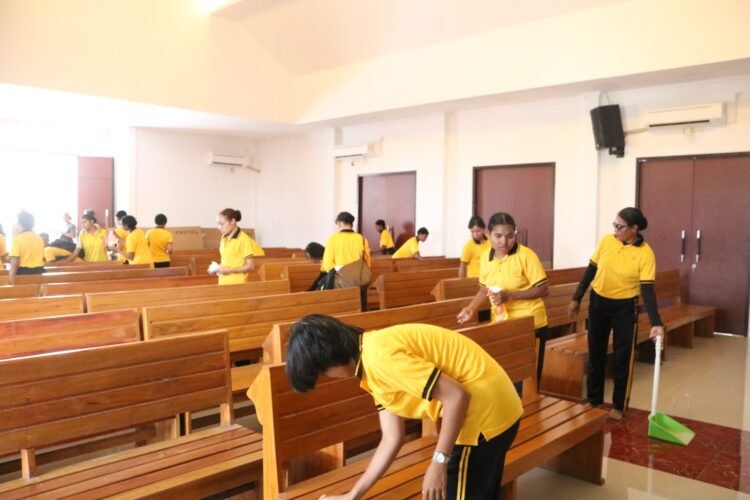 Persiapan Peresmian Gereja Terang Bhara Daksa, Personel Polda Papua Gelar Kurve Bersama dan Gladi