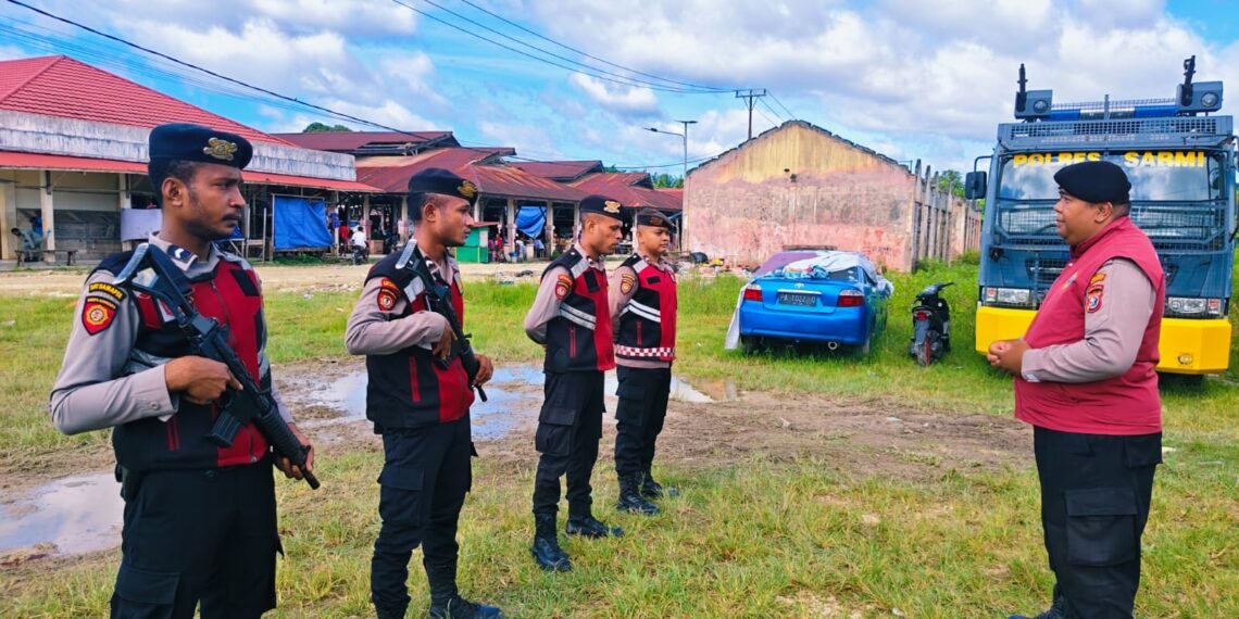 Sat Samapta Polres Sarmi Intensifkan Patroli di Pasar Sentral Mararena, Situasi Tetap Kondusif