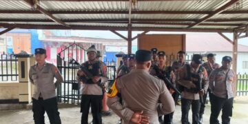Polres Tolikara Gelar Patroli Minggu Pagi, Jaga Keamanan dan Kenyamanan Warga Beribadah