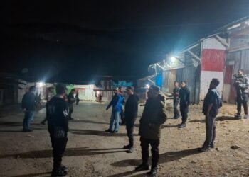 Patroli Malam Polres Tolikara Hadirkan Rasa Aman, Kota Karubaga Tetap Kondusif 