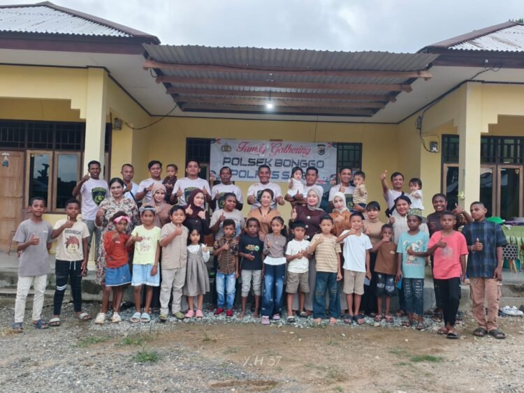 Pererat Soliditas dan Kekeluargaan, Polsek Bonggo Gelar Family Gathering Bersama Bhayangkari