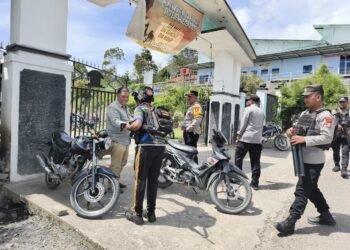 Polres Tolikara Intensifkan Patroli Humanis dan Pengamanan Ibadah Minggu di Karubaga