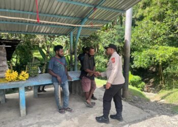 Kapolsek Kelila Pimpin Giat Sambang, Polisi Dekatkan Diri dengan Warga Pasar Distrik Kelila