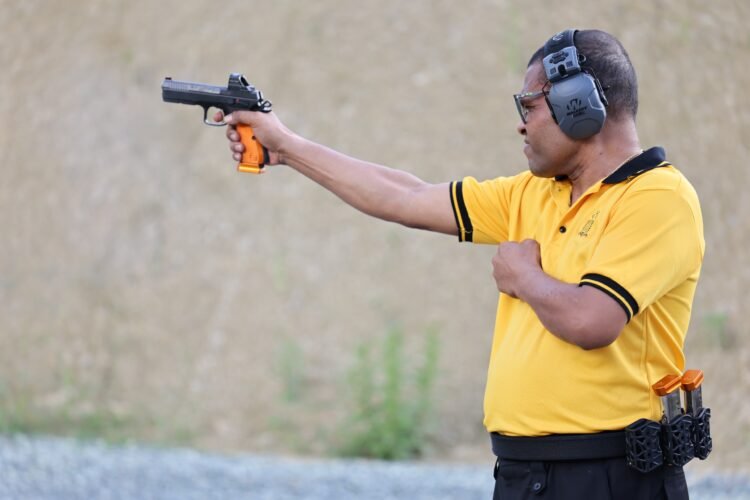 Kapolda Papua Buka Pelatihan Sertifikasi Tembak Reaksi IPSC Dingo Cartenz Shooting Club