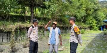 Sat Binmas Polres Tolikara Intensifkan Sambang dan Edukasi Kamtibmas Jelang Hari Raya Idul Adha 1447 Hijriah