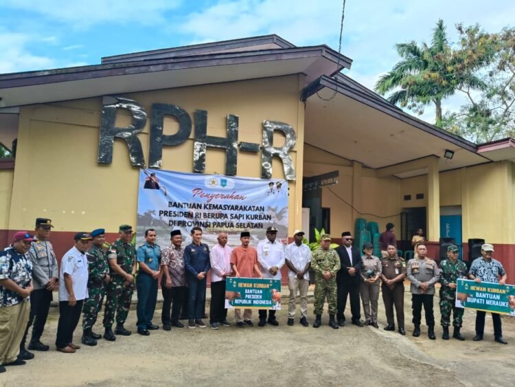 Polres Merauke Hadiri Penyerahan Sapi Banmas Presiden RI, Wujud Kepedulian Menjelang Idul Adha 