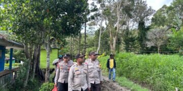 Kapolsek Kelila Hadir di Rumah Duka, Wujud Kepedulian dan Empati untuk Warga 