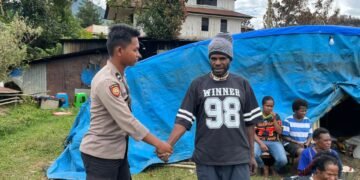 Pendekatan Humanis Sat Binmas Polres Tolikara Hadirkan Rasa Aman di Tengah Masyarakat 