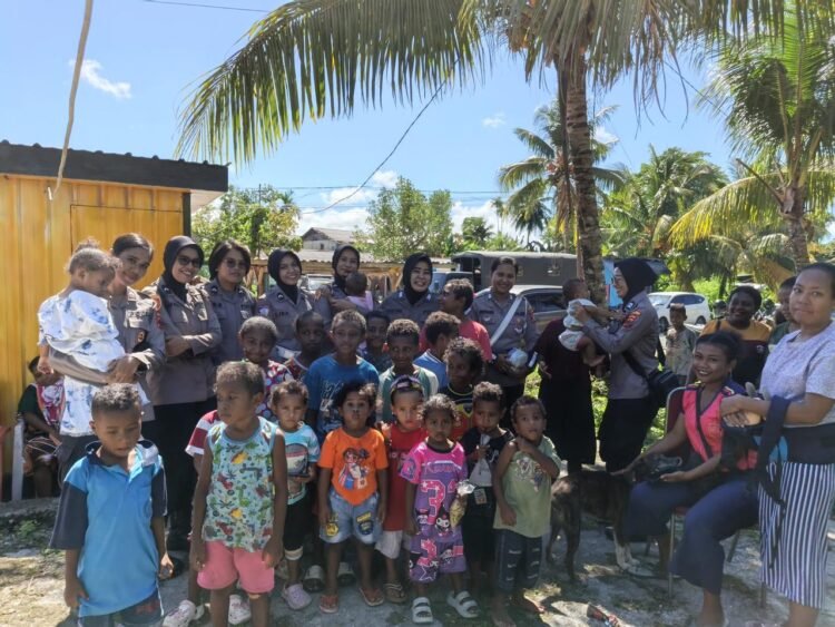 Hadir di Tengah Duka, Polres Biak Numfor Berikan Trauma Healing bagi Warga Terdampak Ledakan Kompleks Ikan Biak