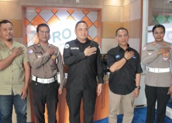 Polisi Menyapa di RRI Jayapura, Satlantas Polres Keerom Ajak Masyarakat Wujudkan Budaya Tertib Berlalu Lintas 