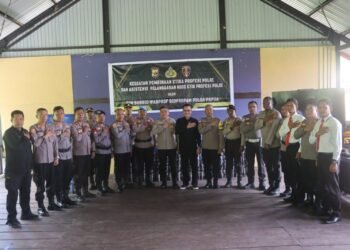 Propam Polda Papua Gelar Pembinaan Etika Profesi dan Asistensi Pelanggaran Kode Etik Profesi Polri di Polres Supiori