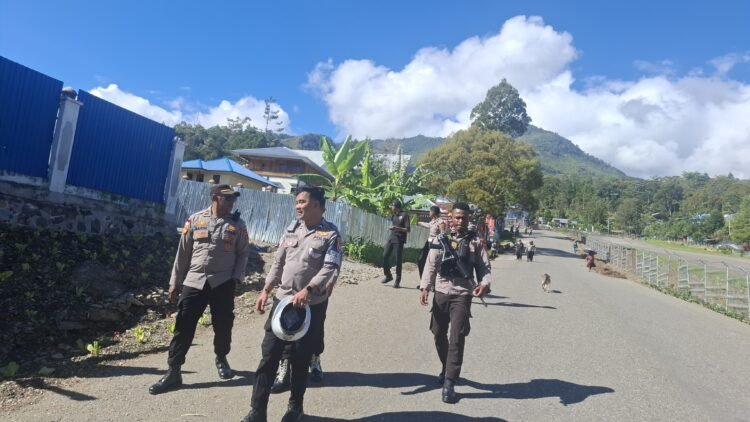 Momentum 1 Muharram 1448 H, Regu Siaga II Polres Tolikara Intensifkan Patroli Jaga Kamtibmas 