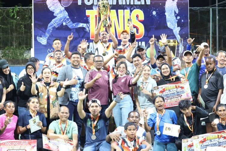 Kapolda Papua Tutup Turnamen Tenis Kapolda Papua Cup 2026, Perkuat Sportivitas dan Kebersamaan dalam Semangat Hari Bhayangkara ke-80 