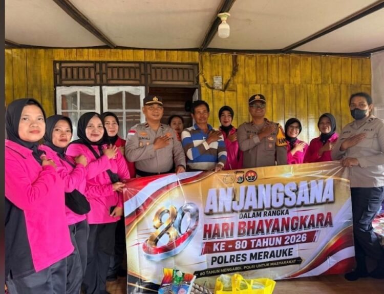 Sambut Hari Bhayangkara ke-80, Polsek Tanah Miring Berbagi Kasih kepada Warga dan Purnawirawan Polri