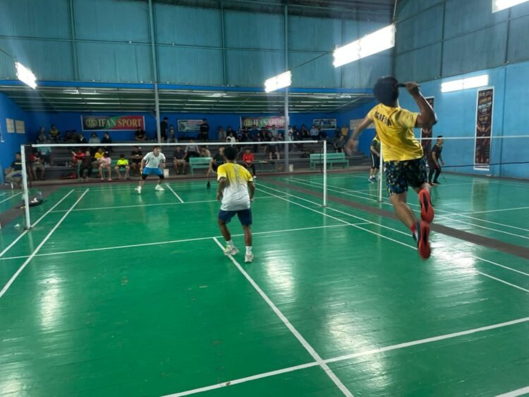 Sportivitas dan Semangat Juang Warnai Hari Kelima Turnamen Badminton Terbuka Piala Kapolda Papua Cup 2026