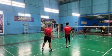 ‎Sportivitas dan Semangat Juang Mewarnai Hari Keenam Turnamen Badminton Piala Kapolda Cup