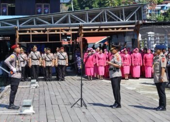 Kapolda Papua Pimpin Upacara Tabur Bunga di Laut Peringati Hari Bhayangkara ke-80 Tahun 2026