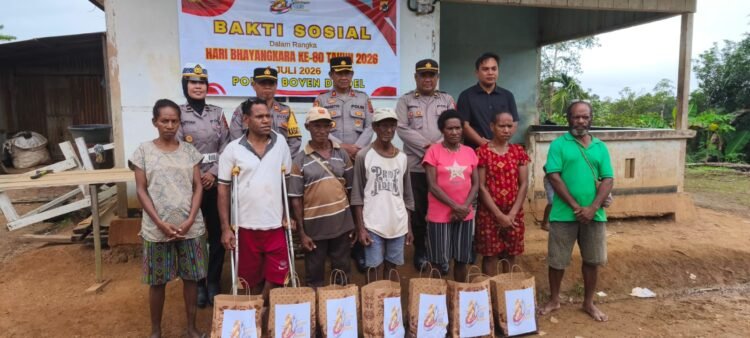 Polres Boven Digoel Salurkan 100 Paket Sembako, Wujud Kepedulian Polri di Hari Bhayangkara ke-80