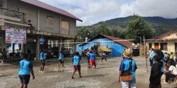 Semangat Sportivitas Kian Membara, Lomba Voli Putri HUT Bhayangkara ke-80 Polres Tolikara Masuki Babak Semifinal