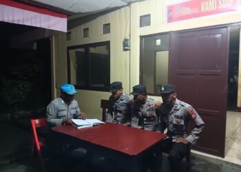 Patroli Malam Polsek Kelila, Hadirkan Rasa Aman bagi Pedagang di Pasar Kelila