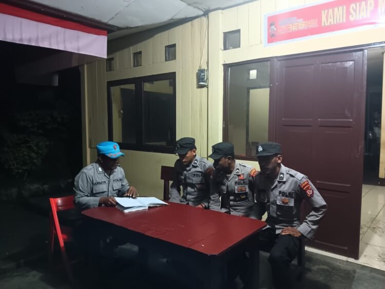 Patroli Malam Polsek Kelila, Hadirkan Rasa Aman bagi Pedagang di Pasar Kelila