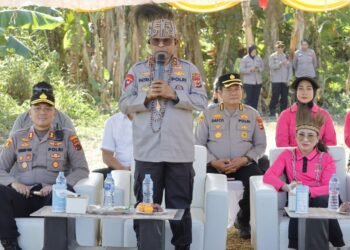 Dorong Pemberdayaan Ekonomi Masyarakat, Kapolda Papua Resmikan Lapak Mama-Mama Papua di Merauke