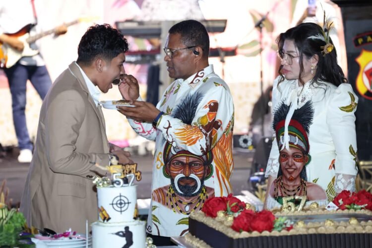 Hangat dalam Kebersamaan, Syukuran Hari Ulang Tahun ke-57 Kapolda Papua Berlangsung Penuh Makna