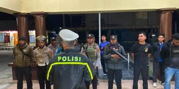 Polres Tolikara Tingkatkan Patroli Jalan Kaki, Perkuat Keamanan di Distrik Karubaga
