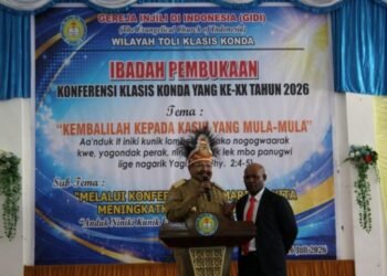 Gubernur John Tabo Ajak Masyarakat Prioritaskan Pendidikan Anak Papua Pegunungan