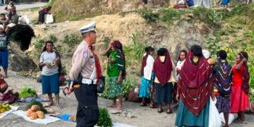 Hadir Beri Rasa Aman, Regu Siaga III Polres Tolikara Intensifkan Patroli Dialogis di Kota Karubaga