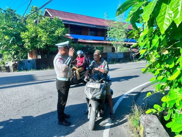 Polres Sarmi Maksimalkan Pelayanan Pagi, Satlantas Jaga Kelancaran dan Keselamatan Berlalu Lintas