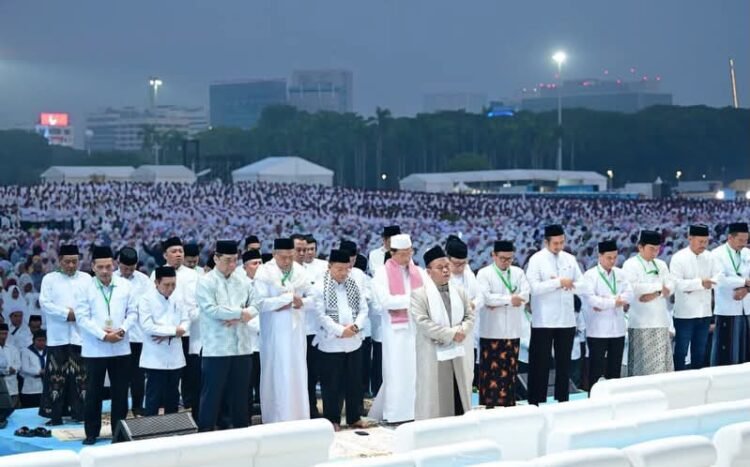 100.000 Jemaah Hadiri Zikir dan Doa Kebangsaan di Monas, Wujud Syukur atas Kemerdekaan Indonesia