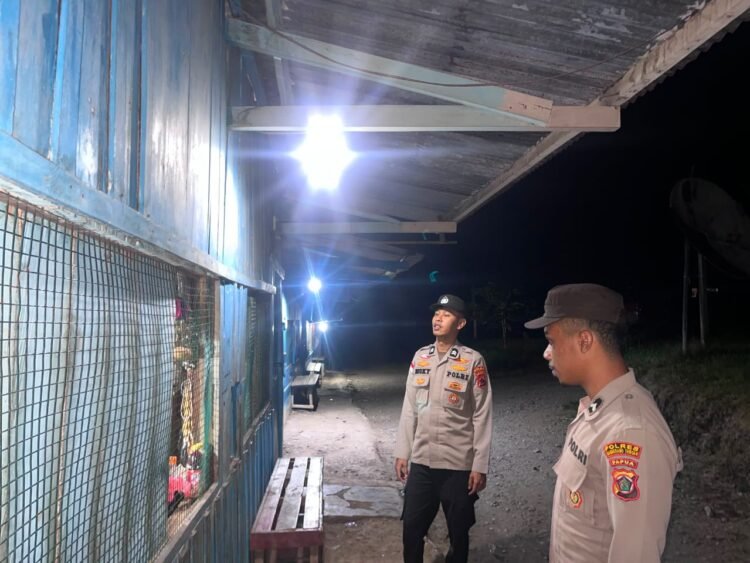Satlantas Polres Boven Digoel Intensifkan Strong Point Siang, Wujudkan Keamanan Pelajar saat Jam Pulang Sekolah