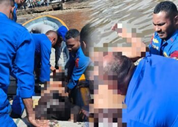 Respons Cepat Ditpolairud Polda Papua Evakuasi Korban Tenggelam di Pantai Dok 2