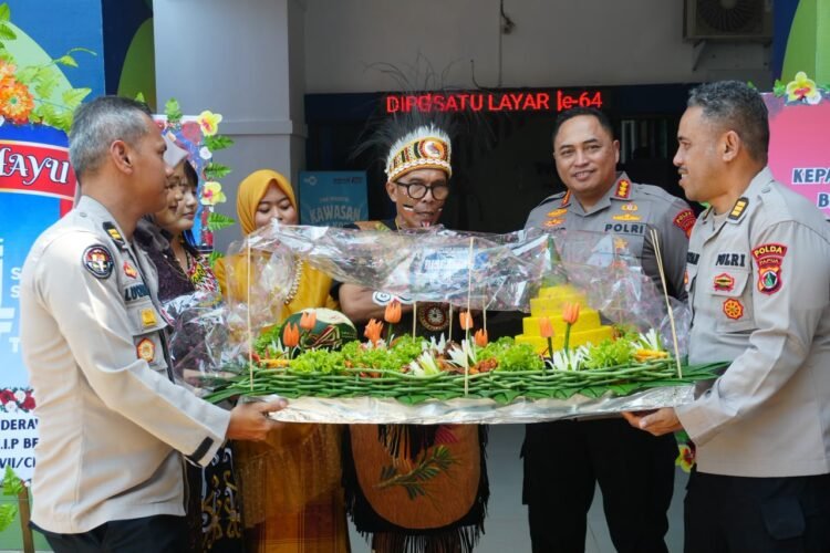 HUT ke-64 TVRI, Polda Papua Apresiasi Peran TVRI dalam Penyebaran Informasi Publik