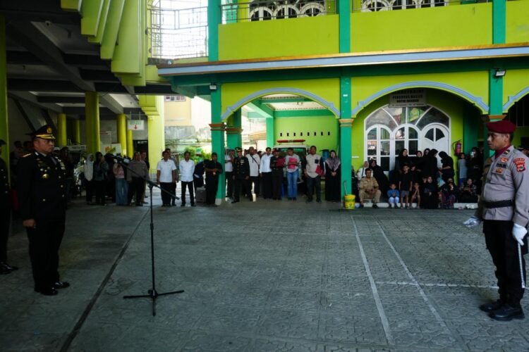 Polda Papua Berikan Penghormatan Terakhir kepada Almarhum Aiptu Bachtiar, S.H