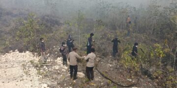 Gerak Cepat Polres Biak Numfor Tangani Karhutla di Yendidori, Dua Titik Api Berhasil Dipadamkan